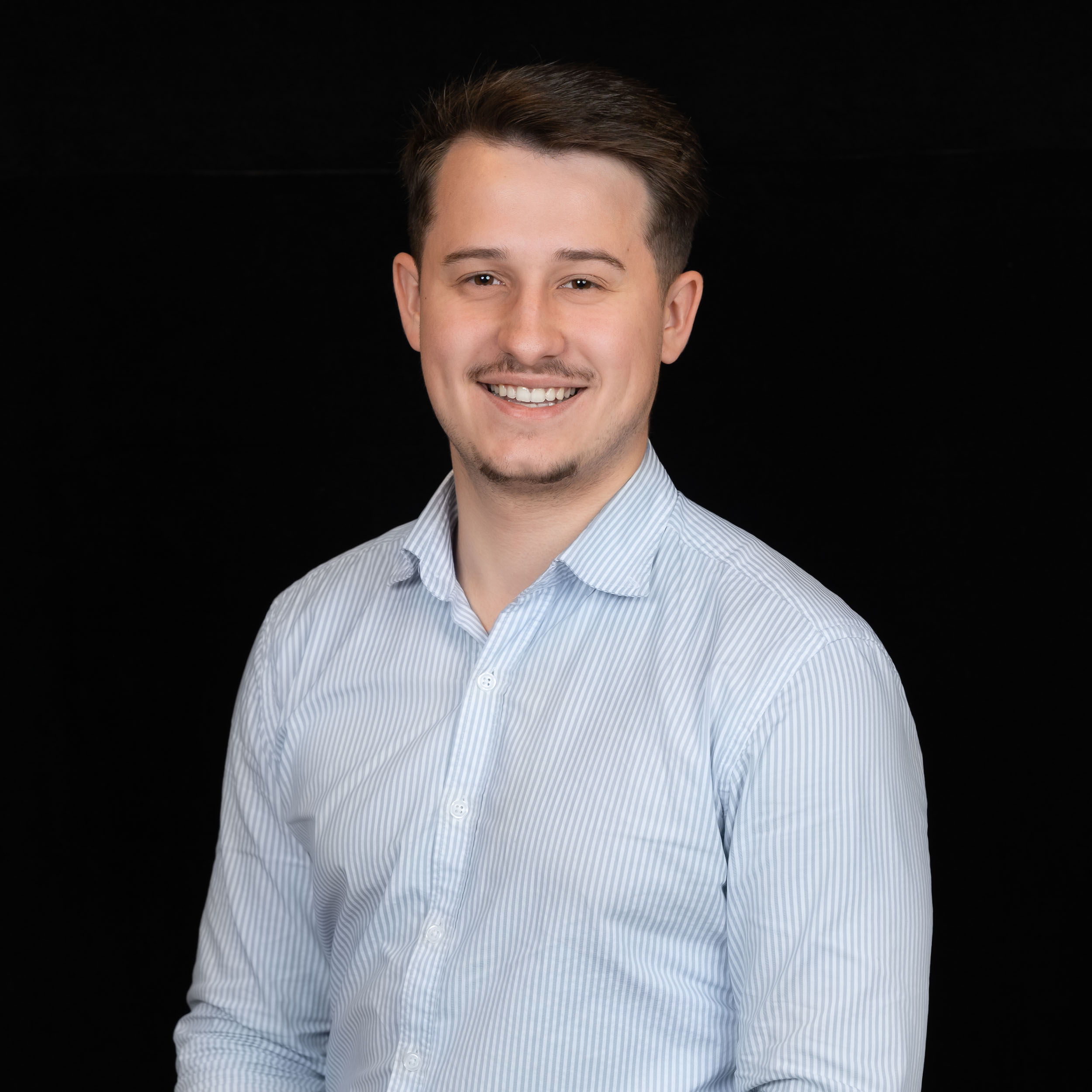 BEP Portrait Corporate